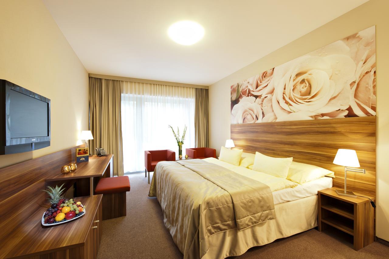 Hotel Velka Fatra Turčianske Teplice 외부 사진
